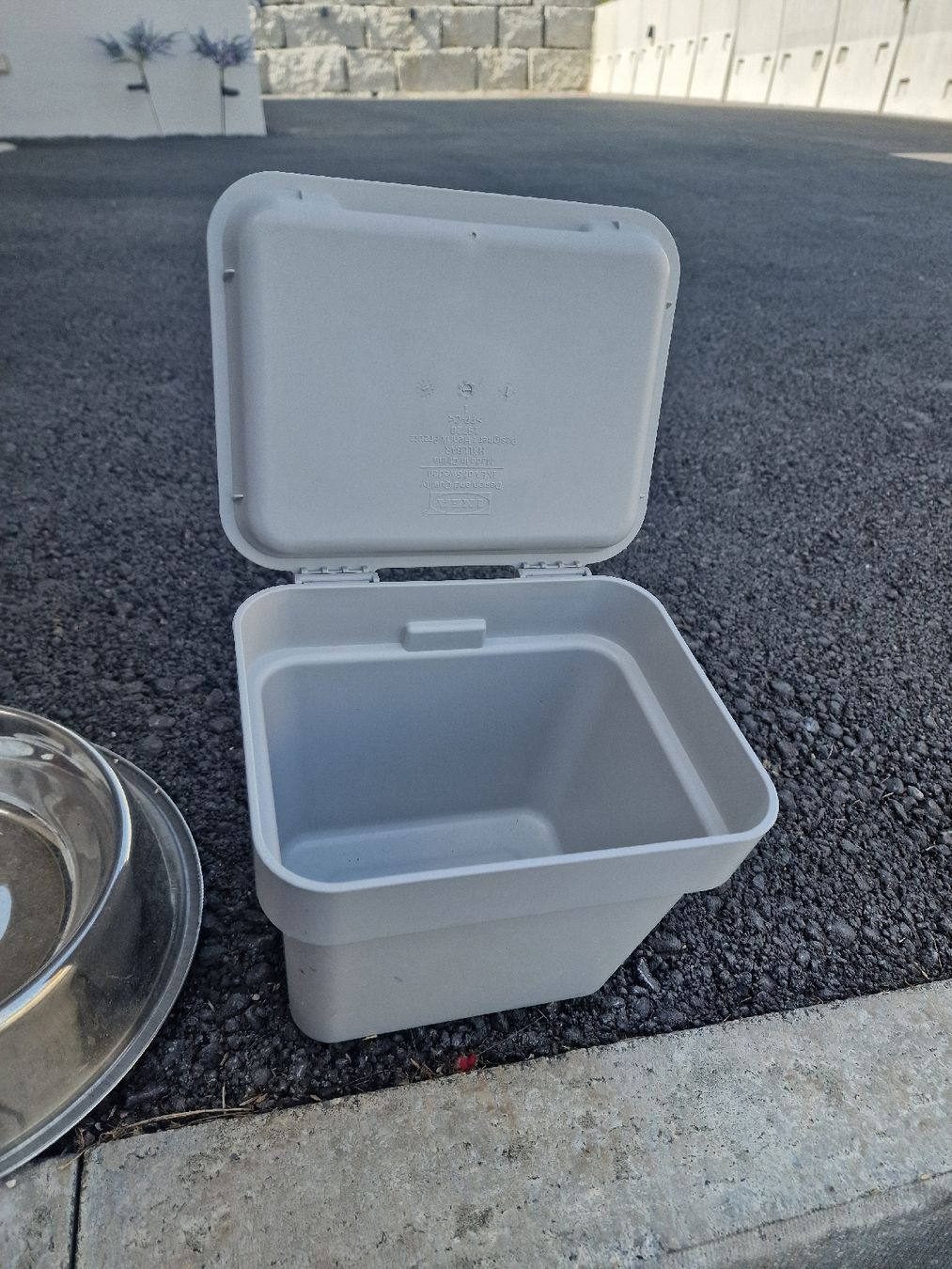 Ikea Contenitori & Simili: Bac avec couvercle – Usato da Chapelle (Broye) venduto da Ryzix