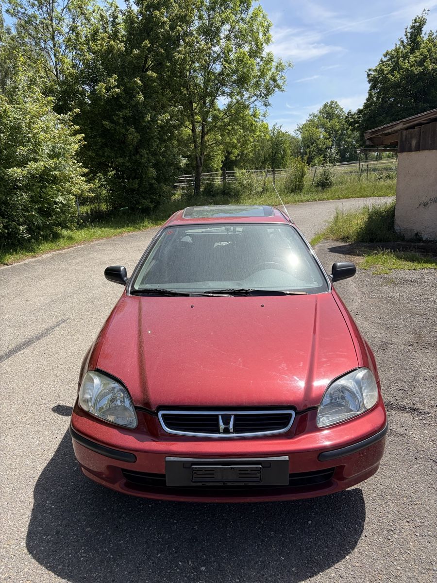 Honda Autos: Honda Civic Ek1 1.6V-Tec – D'occasion à Zürich par JPTRANSPORT 2