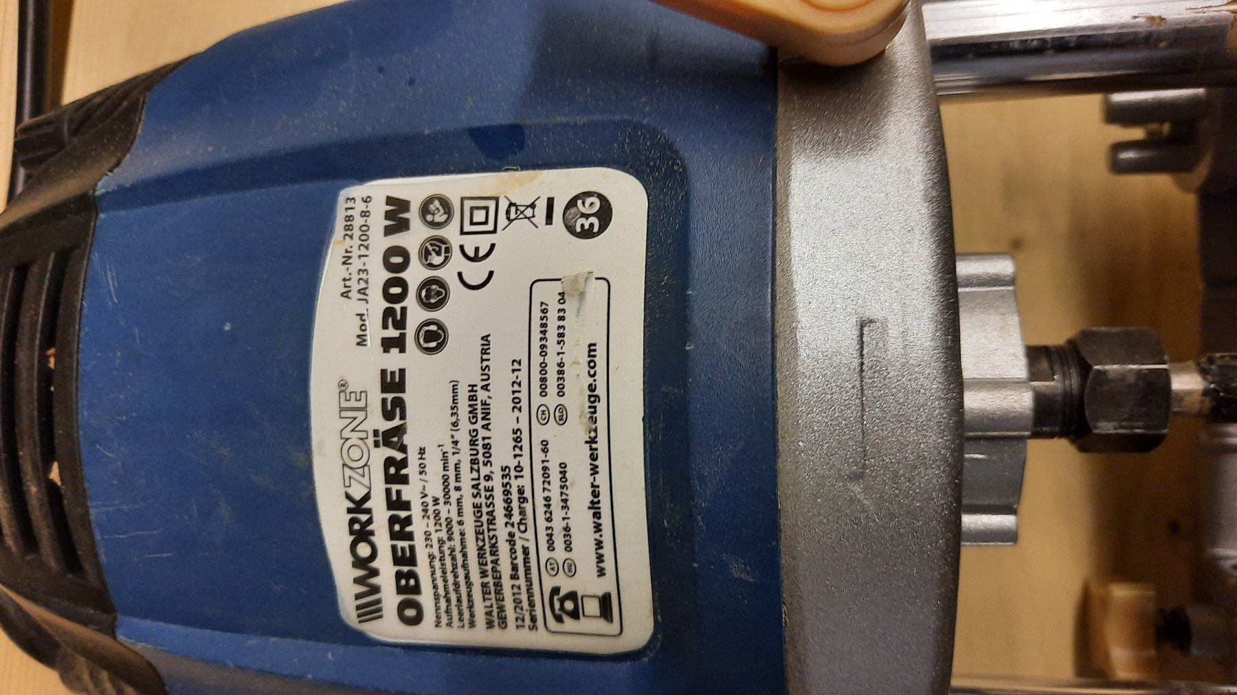 Alle Werkzeuge: Hand-Tauchoberfräse. – Gebraucht aus Kilchberg ZH von Ernzi47