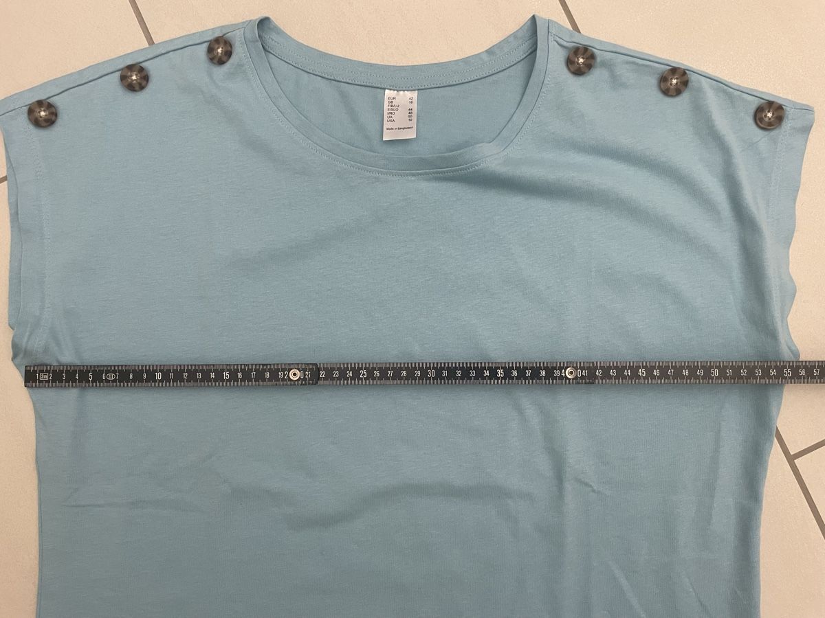 T-shirts: Damen Shirt Gr L originalverpackt  – Neuf avec emballage d'origine à Rüti ZH par kar_xx9l 3