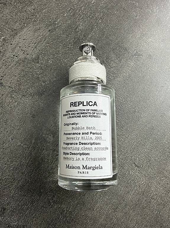 Maison Margiela Profumi & Eau de Toilette: Maison Martin Margiela Bubble Bath 30ml EDT – Usato da Grenchen venduto da servet.t