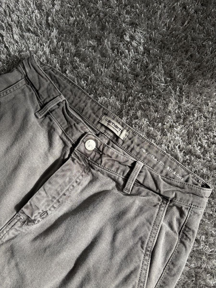 Carhartt Jeans: Carhartt Straight Grey Pants Size 26 – Nuovo (secondo la descrizione) da Brislach venduto da edu_t6pq 3