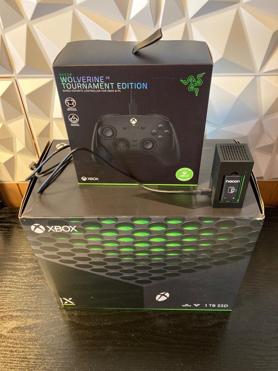 Microsoft Konsolen: XBox Series X 1TB inkl. Controller – Gebraucht aus Niederscherli von Marom88