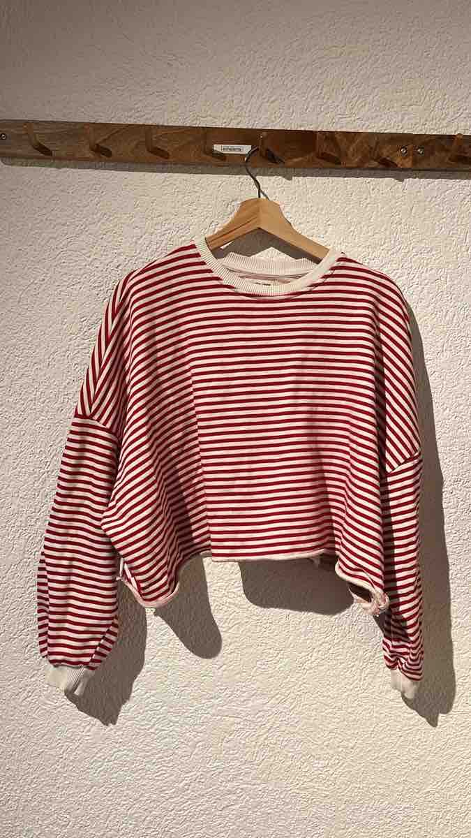 Pull&Bear Maglioni & Felpe: Pull & Bear cropped longsleave, Gr. S – Nuovo (secondo la descrizione) da St. Gallen venduto da ter_2y6q