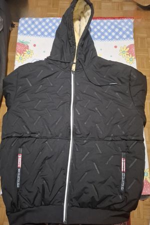 Veste à capuche noire doublée homme T.XL