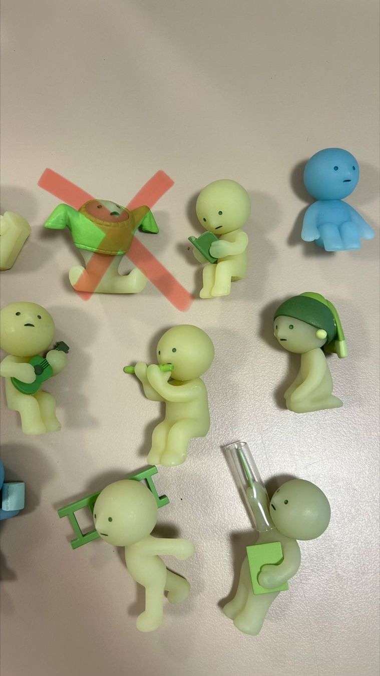 Smiski Figuren: Original SMISKI – Neu (gemäss Beschreibung) aus Basel von kyra.aegerter 3