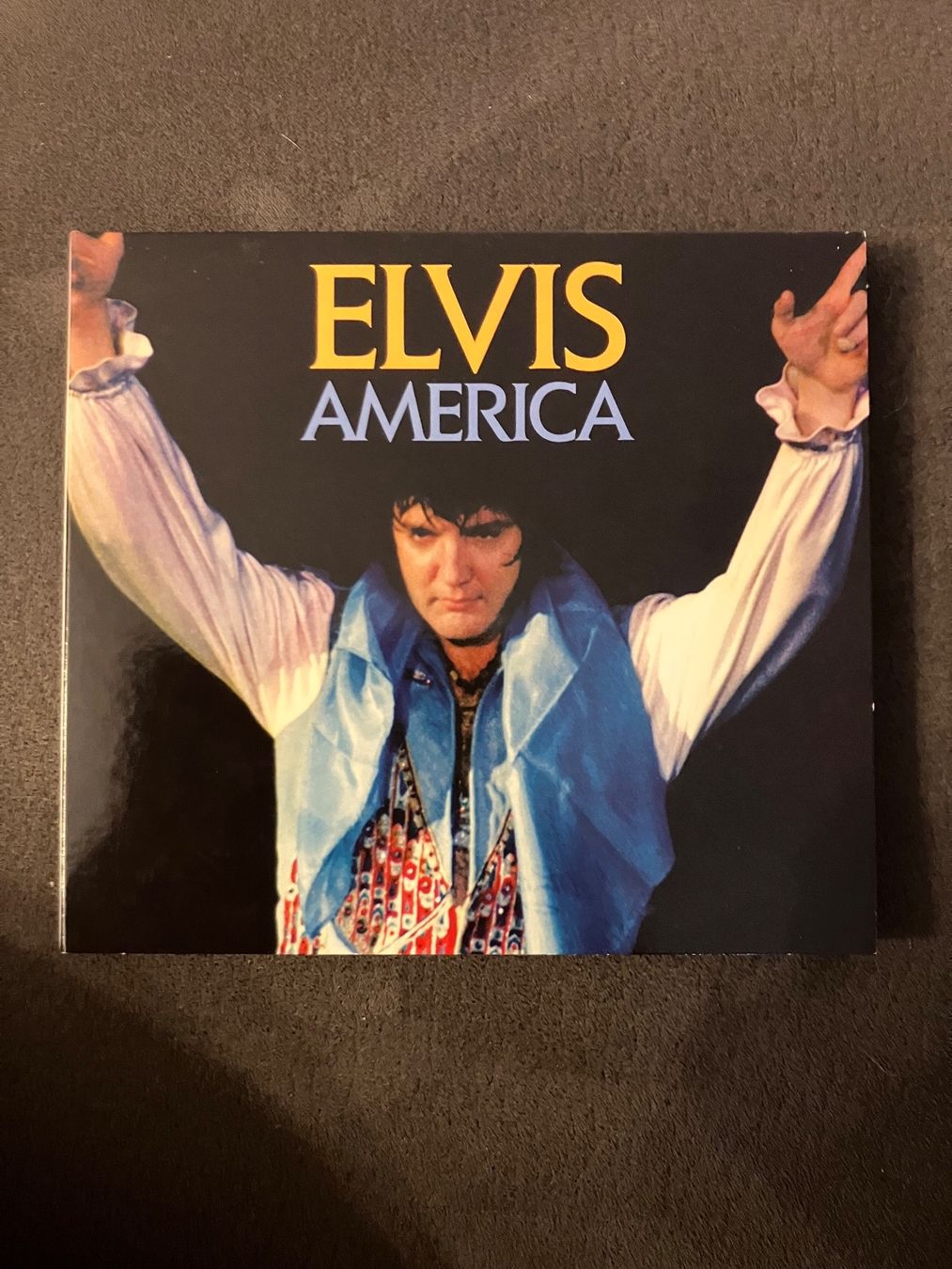 CD: Elvis America 22.6.1976 FTD CD – Usato da Füllinsdorf venduto da Elvissven