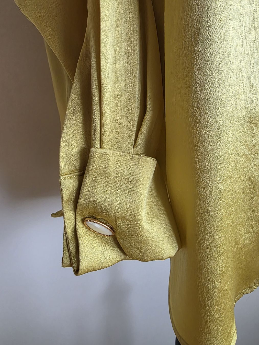 Jil Sander Camicette: Jil Sander Seidenbluse Gr. 38 – Nuovo (secondo la descrizione) da Zürich venduto da LIMAR 6