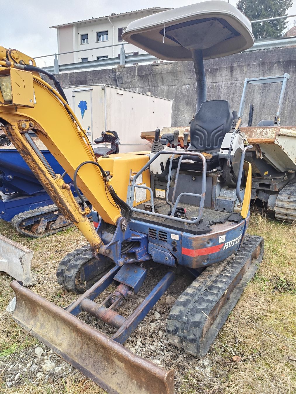 Bagger Hutter IHI 20 NX, Jahrgang 2001 (Gebraucht) in St. Antoni für ...