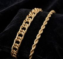 Set di due bracciali color oro catena a maglie Nuovo