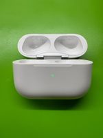 Apple AirPods Pro 2 charging case (A2700).