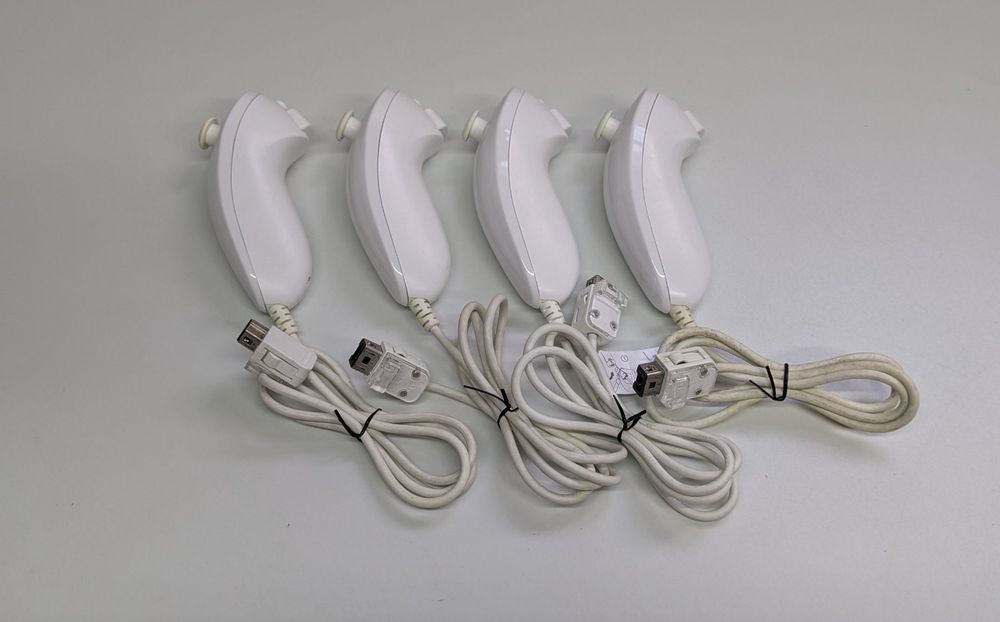 Grosses Wii Set für 4 Personen (HDMI) 4