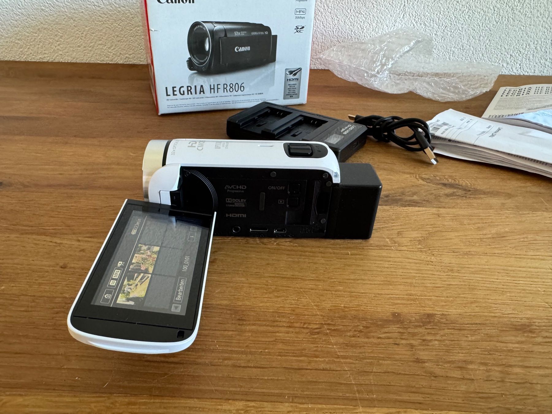 Canon Videocamere: Canon LEGRIA HF R806 – Usato da Frauenfeld venduto da lona05 6