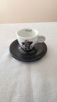 Original Lucaffé Espresso-Tasse mit Unterteller
