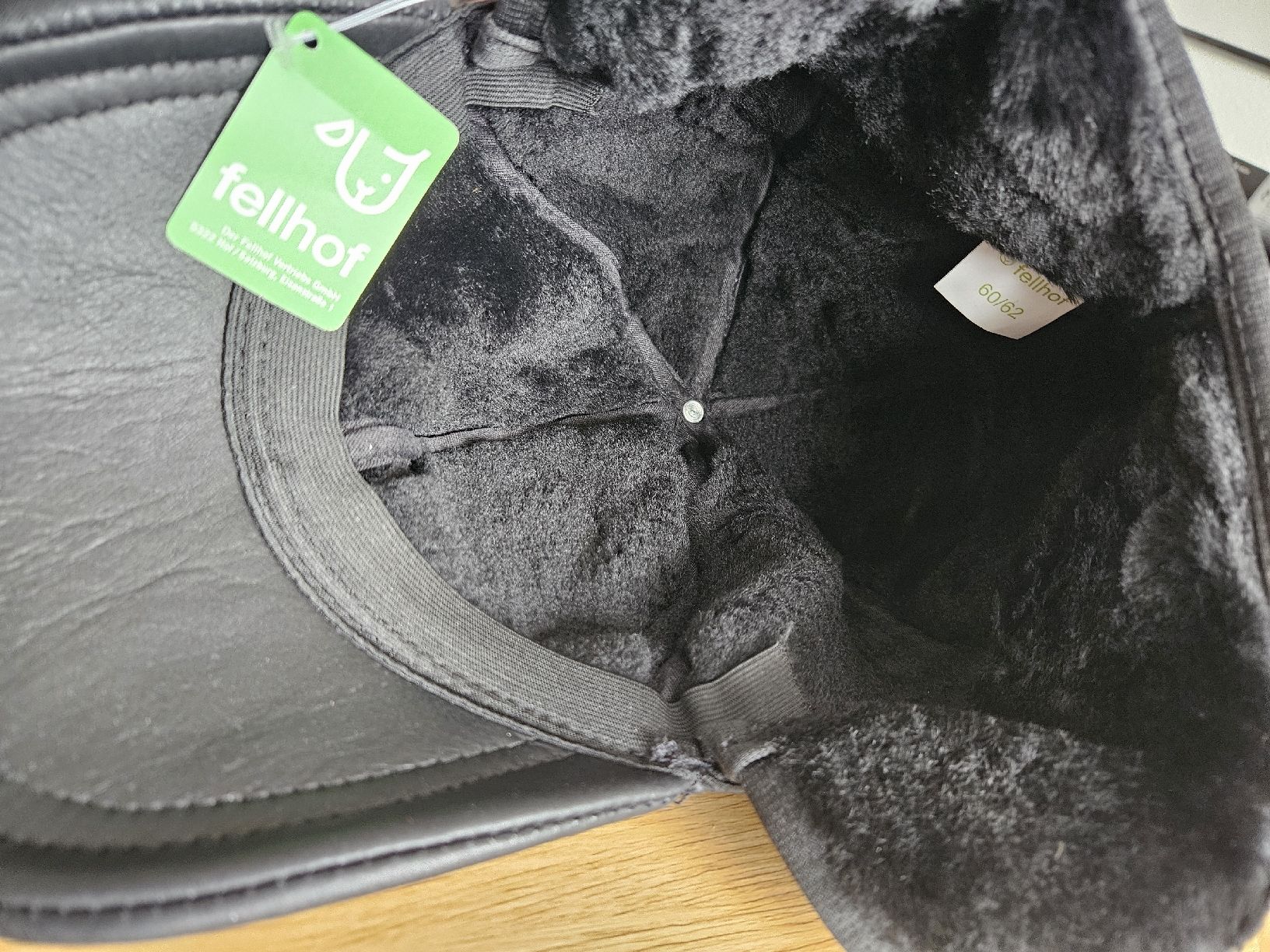 Sonstige Kleidung & Accessoires: Fellhof Lammfellmütze Bruno – Neu und originalverpackt aus St. Moritz von mpp_wv9b 2