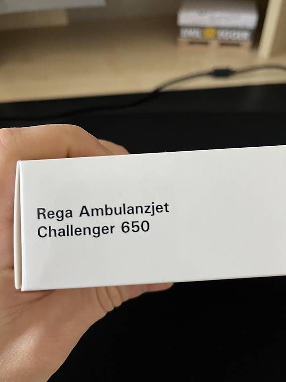 Modellbausätze & Standmodelle: Rega Ambulanzjet - Challenger 650 - 1:160 – Gebraucht aus Buttisholz von Katja_H 3