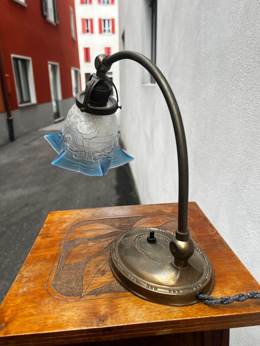 Lampade: Antike Jugendstil-Tischlampe – Usato da Riva San Vitale venduto da AM25 3