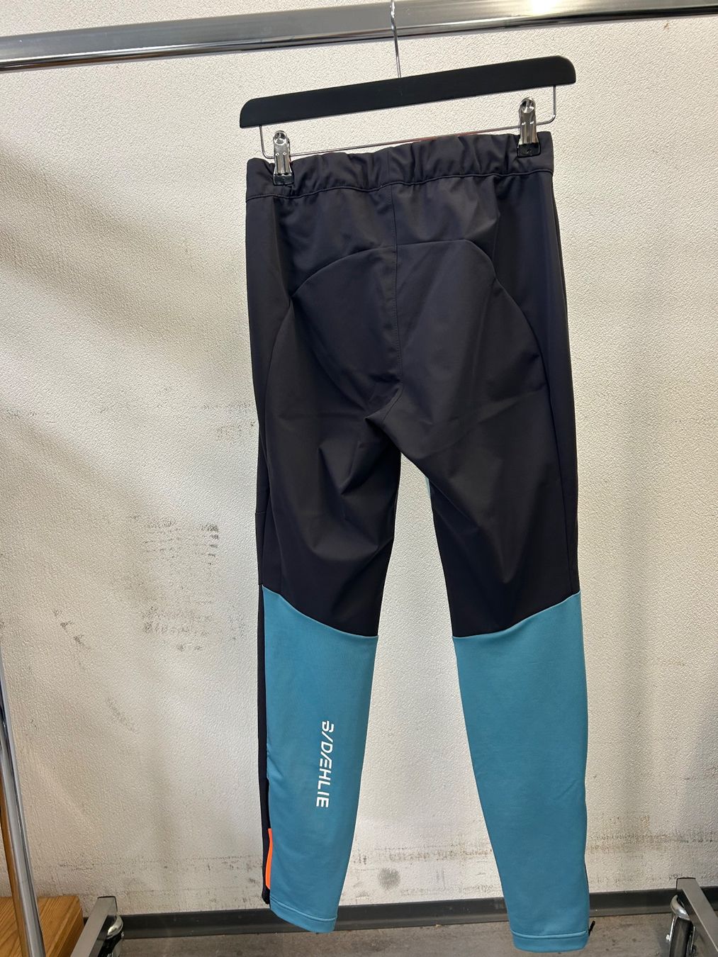 Daehlie Pantaloni: Langlaufhose Daehlie – Nuovo (secondo la descrizione) da Chur venduto da zue_m8ck 1