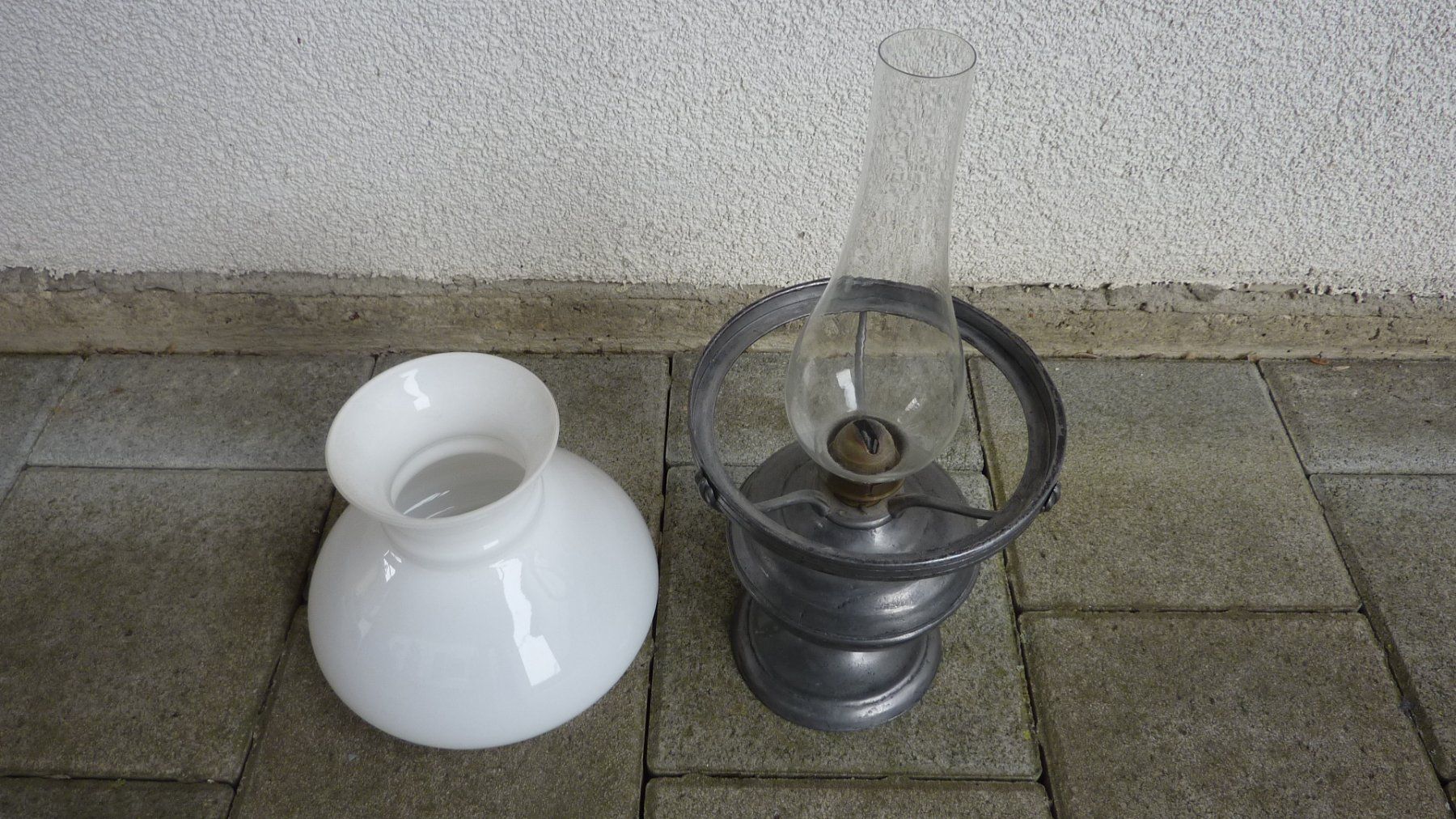 Lampade: fast neue petrollampe – Nuovo (secondo la descrizione) da Füllinsdorf venduto da pmarkus 1