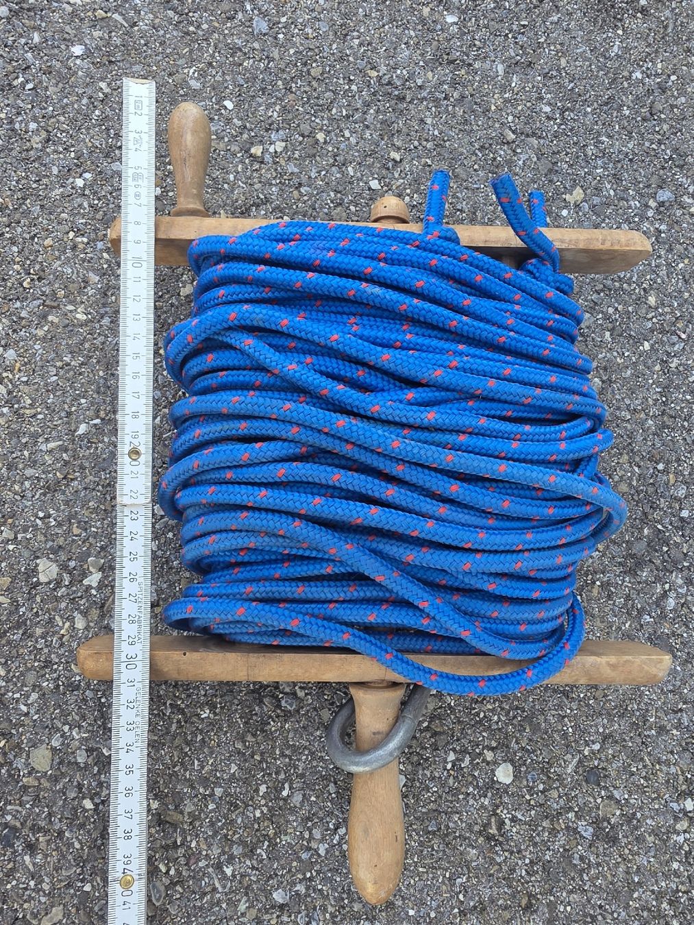 Barche: Fischerboot Blaues Seil auf Holzhaspel, ca. 20m,  – Usato da Mittelhäusern venduto da krasty02