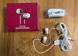 2 Kabel Kopfhörer Headset In-Ear (Whisky-Marke Chivas) - NEU