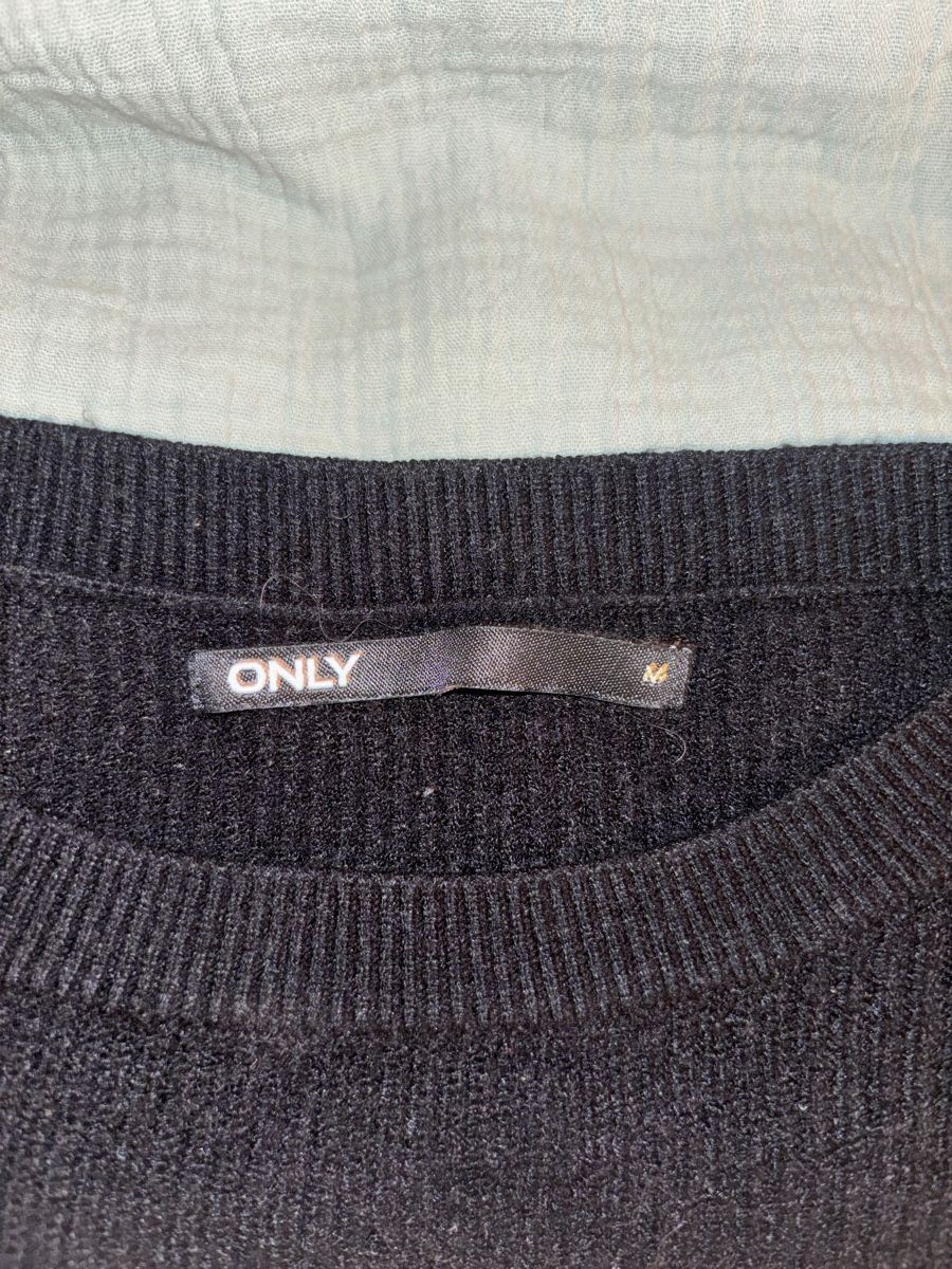 Only Pullover & Sweatshirts: Gestreifter Pullover von Only, Gr. M – Gebraucht aus Seuzach von len_6mrv 1