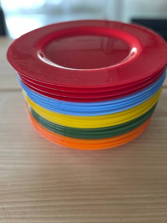 Teller: 20 Platzteller – Gebraucht aus Abtwil SG von N.September 1