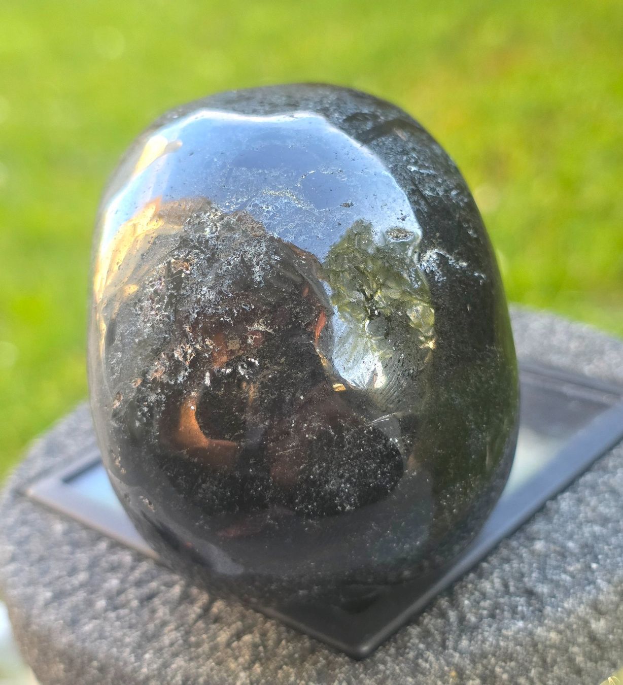 Minerali & Pietre curative: Eleganter schwarzer Turmalin Schädel C 438g – Nuovo e nell'imballaggio originale da Matzingen venduto da Shay_Crystalz 2