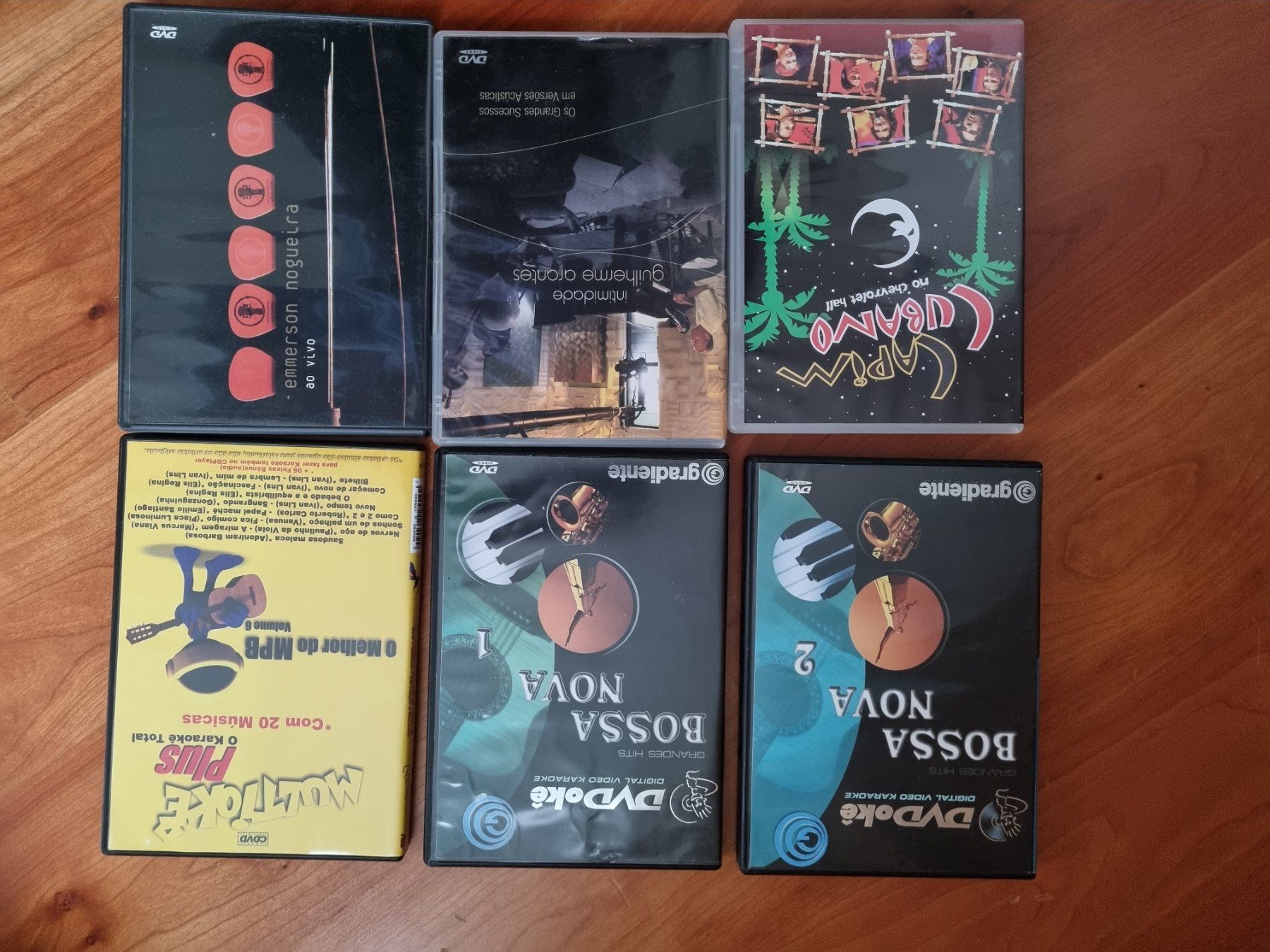 Tutti i DVDs: DVD Karaokê – Usato da Zürich venduto da Sarameier