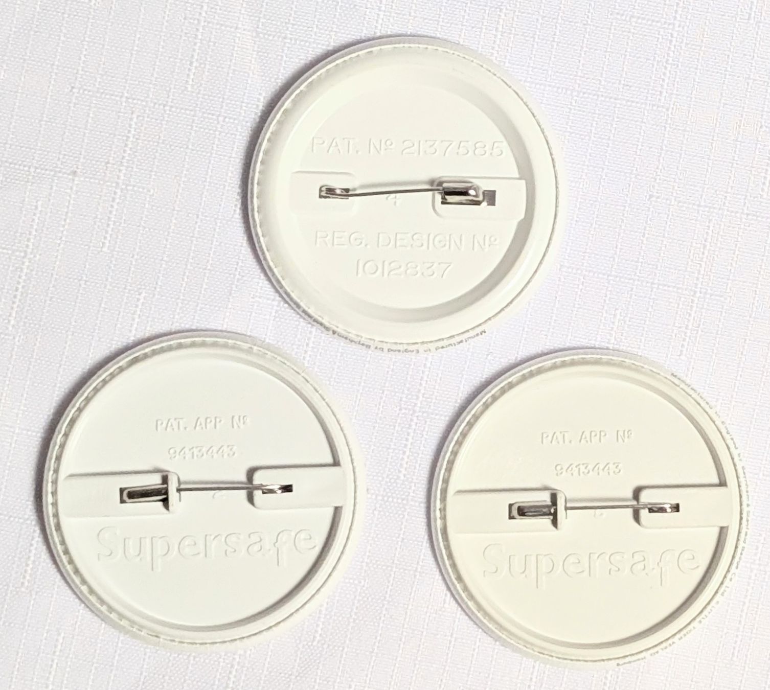 Plaketten & Abzeichen: 3er Set Janosch Buttons - Pins - Pin - Button – Neu (gemäss Beschreibung) aus Wängi von ABIZONE-86 1