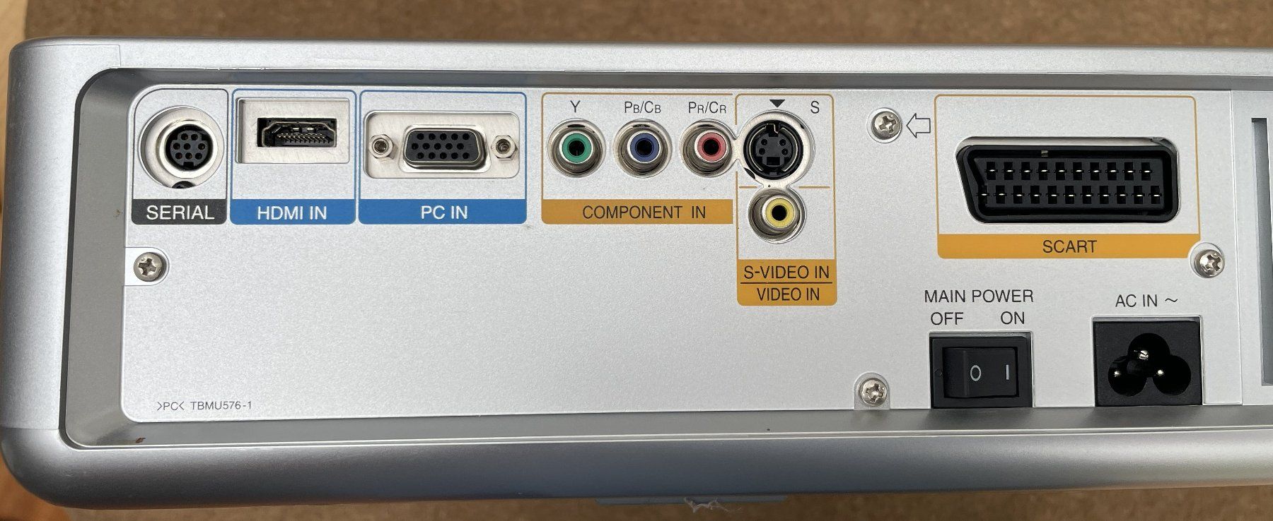 Panasonic Videoprojektoren: Beamer Panasonic PT-AE900E – Gebraucht aus Wetzikon ZH von Fischer012 2