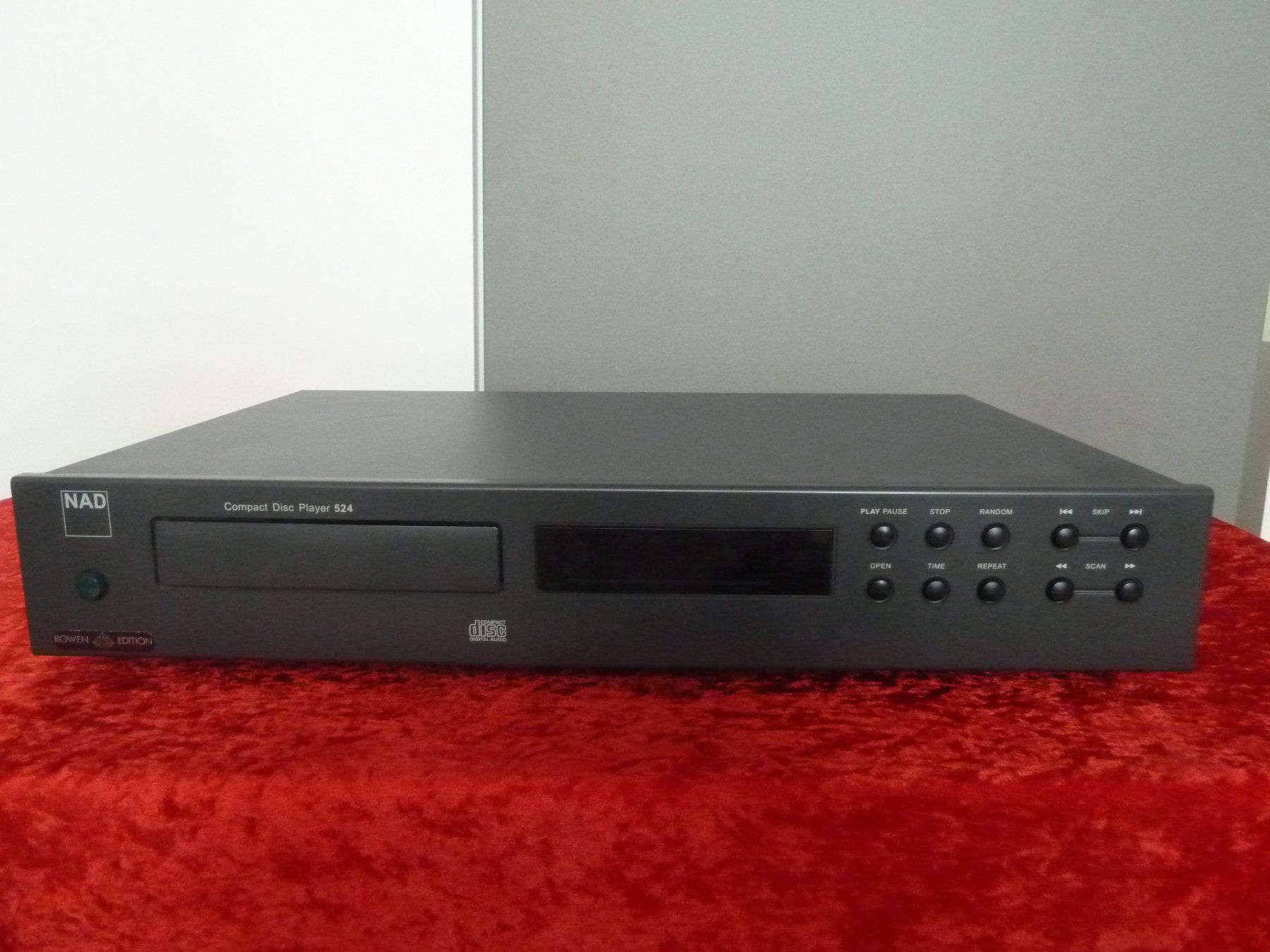 Nad Sistemi audio & multimediali: NAD CD Player  524 (Rowen Edition) – Usato da Affoltern am Albis venduto da Sennrtv 3