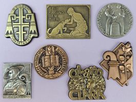 7x Plakette/Brosche/Abzeichen Thema Basel (1924-1939*) Antik