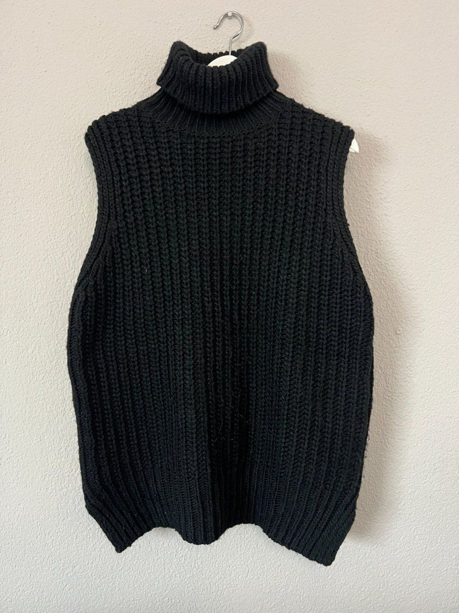 H&M Tops: schwarzes H&M Stricktop, Size S – Gebraucht aus Muri b. Bern von michellew23
