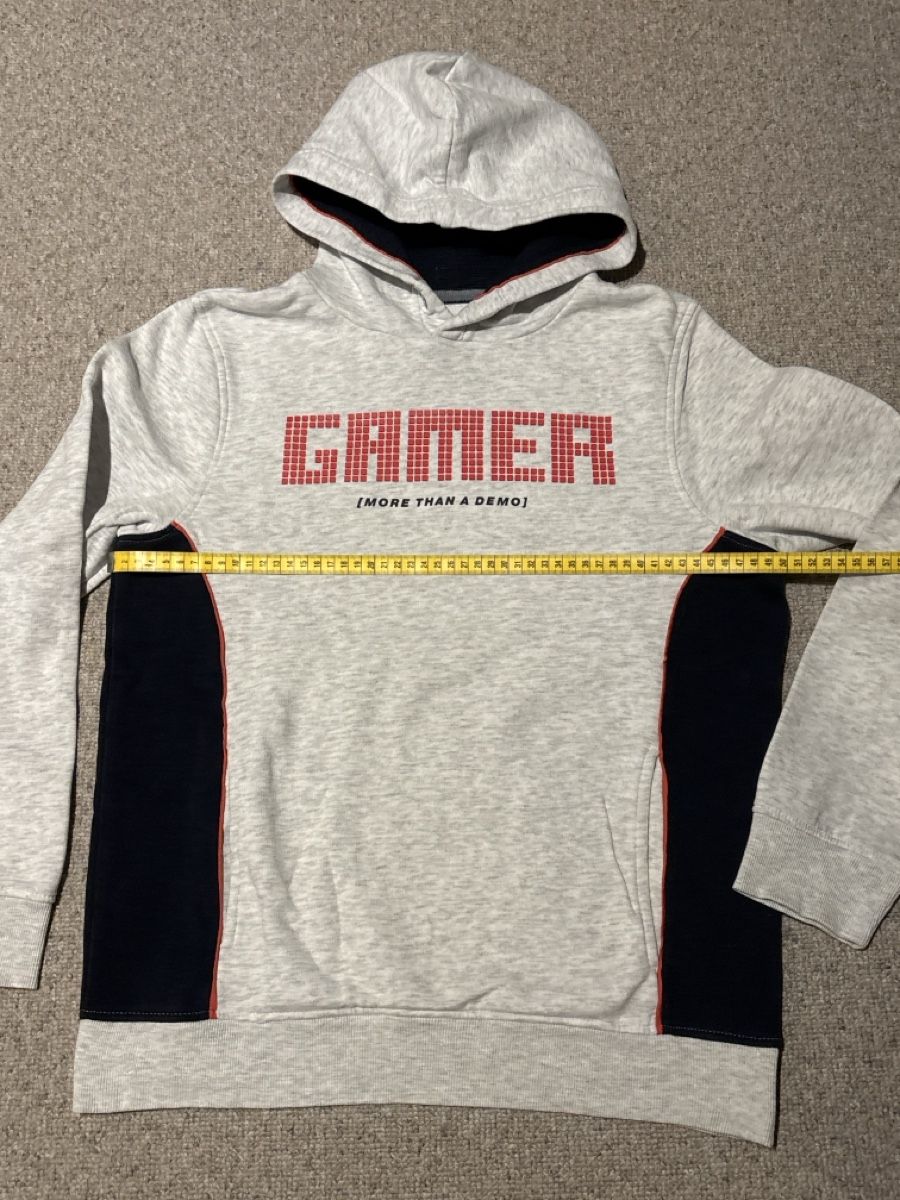 C&A Maglioni & Felpe: Gamer Kapuzenpulli, Grösse 158/164 neuwertig – Nuovo (secondo la descrizione) da Birr venduto da Brigitte73 2