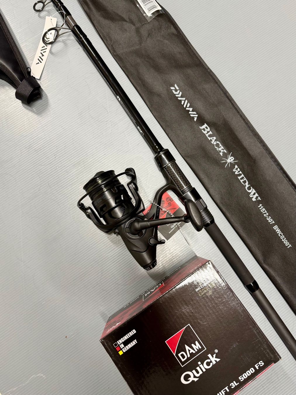 Daiwa Canne da pesca: Daiwa Combo 3.00m Karpfenrute – Nuovo e nell'imballaggio originale da Trimbach venduto da duri..