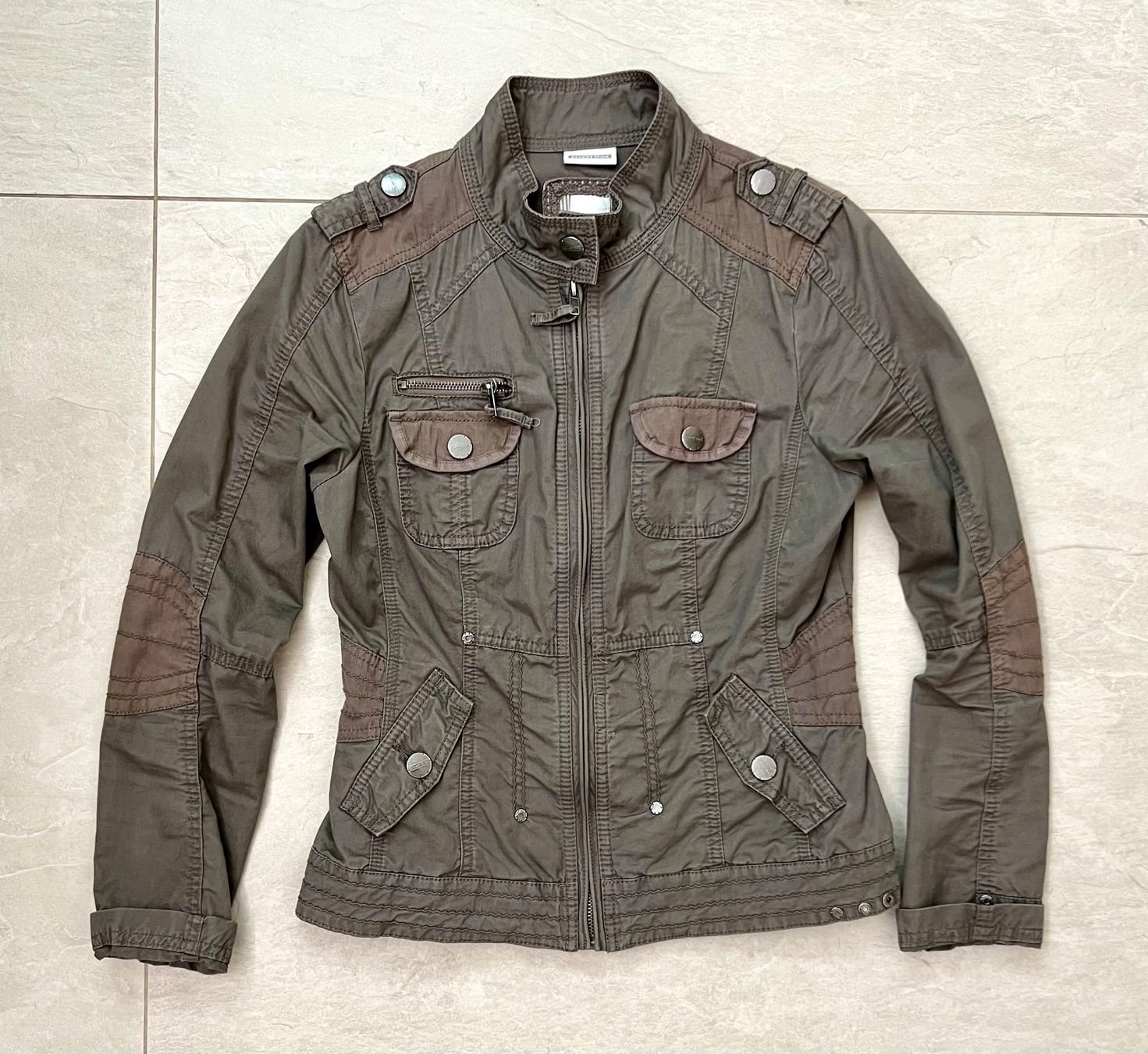 Giacche: Damen Jacke Gr. 36 (S) – Usato da Inwil venduto da TheSwissEagle