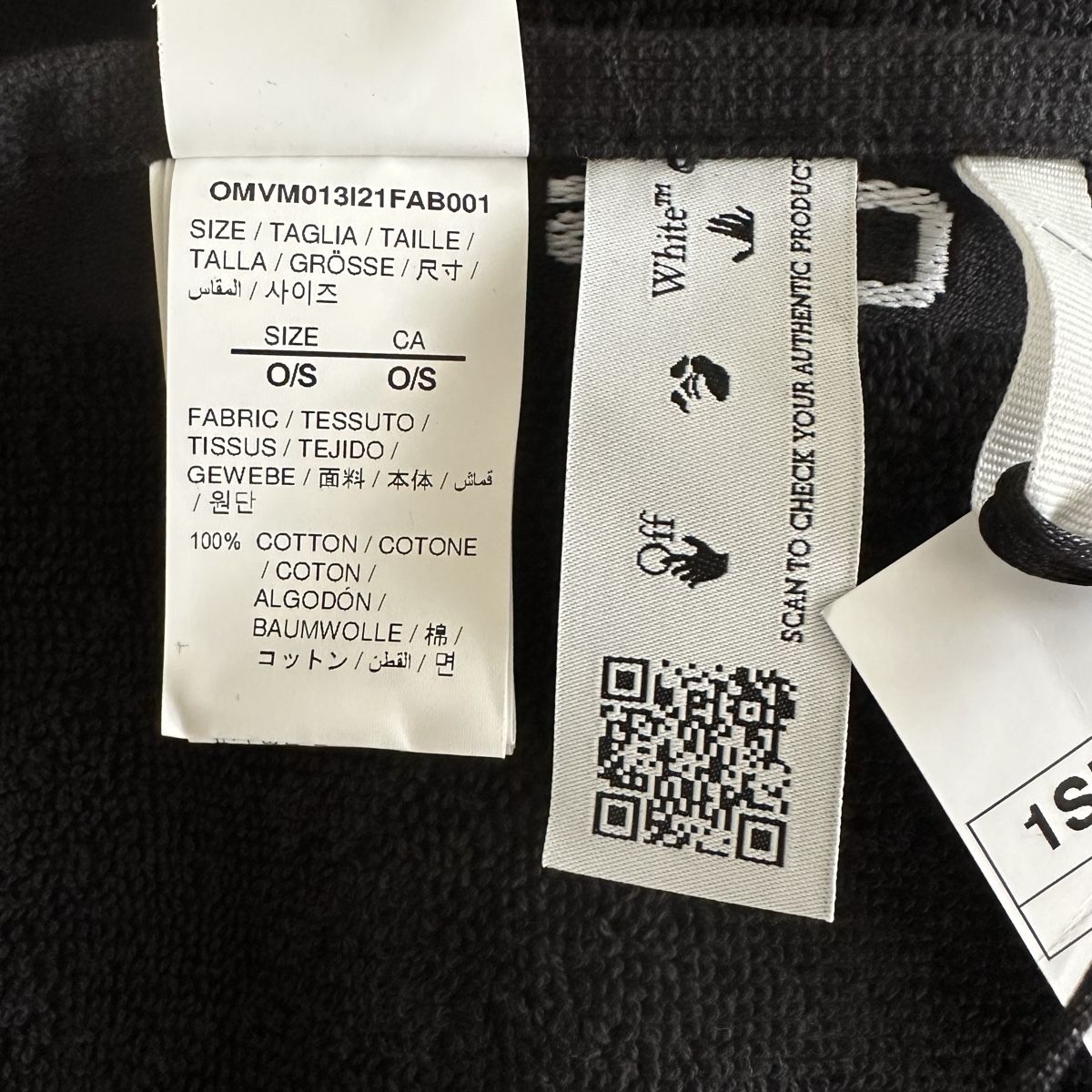 Serviettes de bain: 2x OFF-WHITE Badetuch – Neuf avec emballage d'origine à Zürich par Nomase10. 3