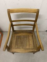 Antiker WC Stuhl