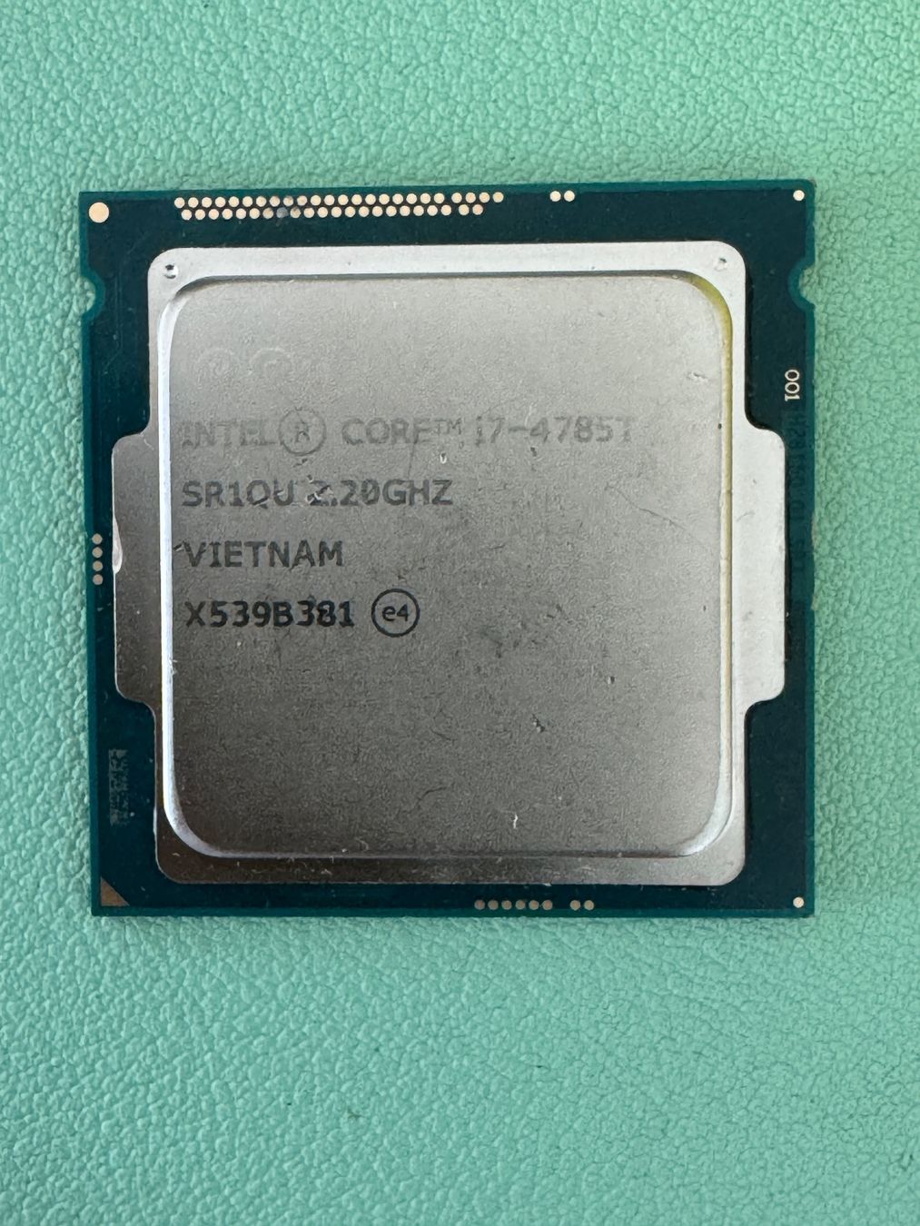 Intel Composants électroniques: Intel Core i7 4785T – D'occasion à Neuchatel par Mr-Nobody