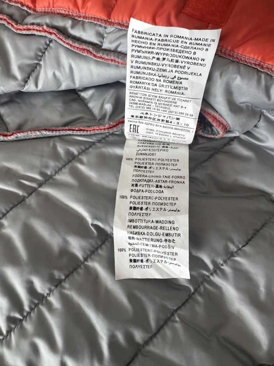 Abbigliamento: Warme Hundejacke von Benetton – Nuovo (secondo la descrizione) da Stansstad venduto da vlaska80 4