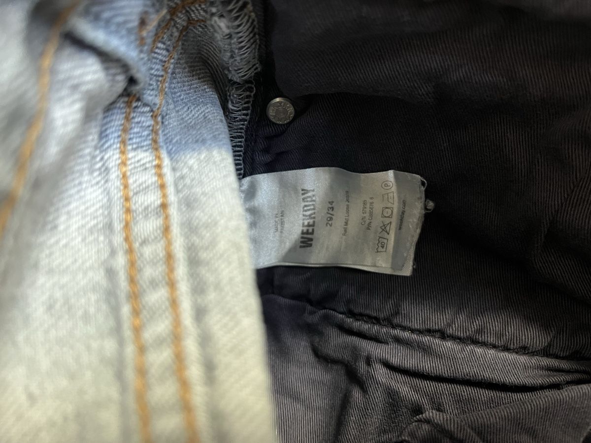 Weekday Jeans: Rail Weekday Jeans 29/34 grau – Usato da Kilchberg ZH venduto da jeanne.00 2