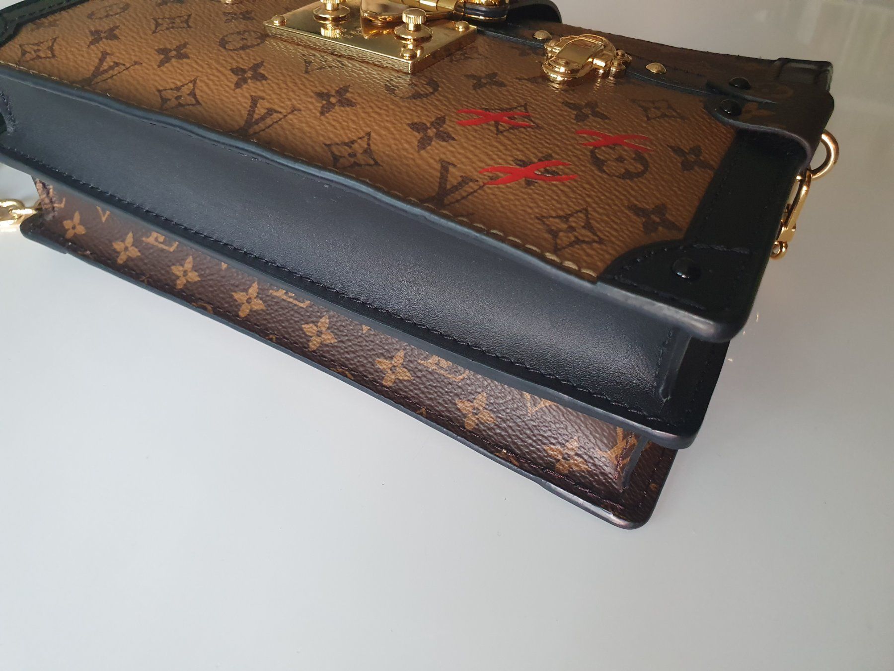 Louis Vuitton Borse da donna: FULLSET Louis Vuitton Trunk Clutch Reverse Canvas Monogram – Usato da Naters venduto da Monika-K 3