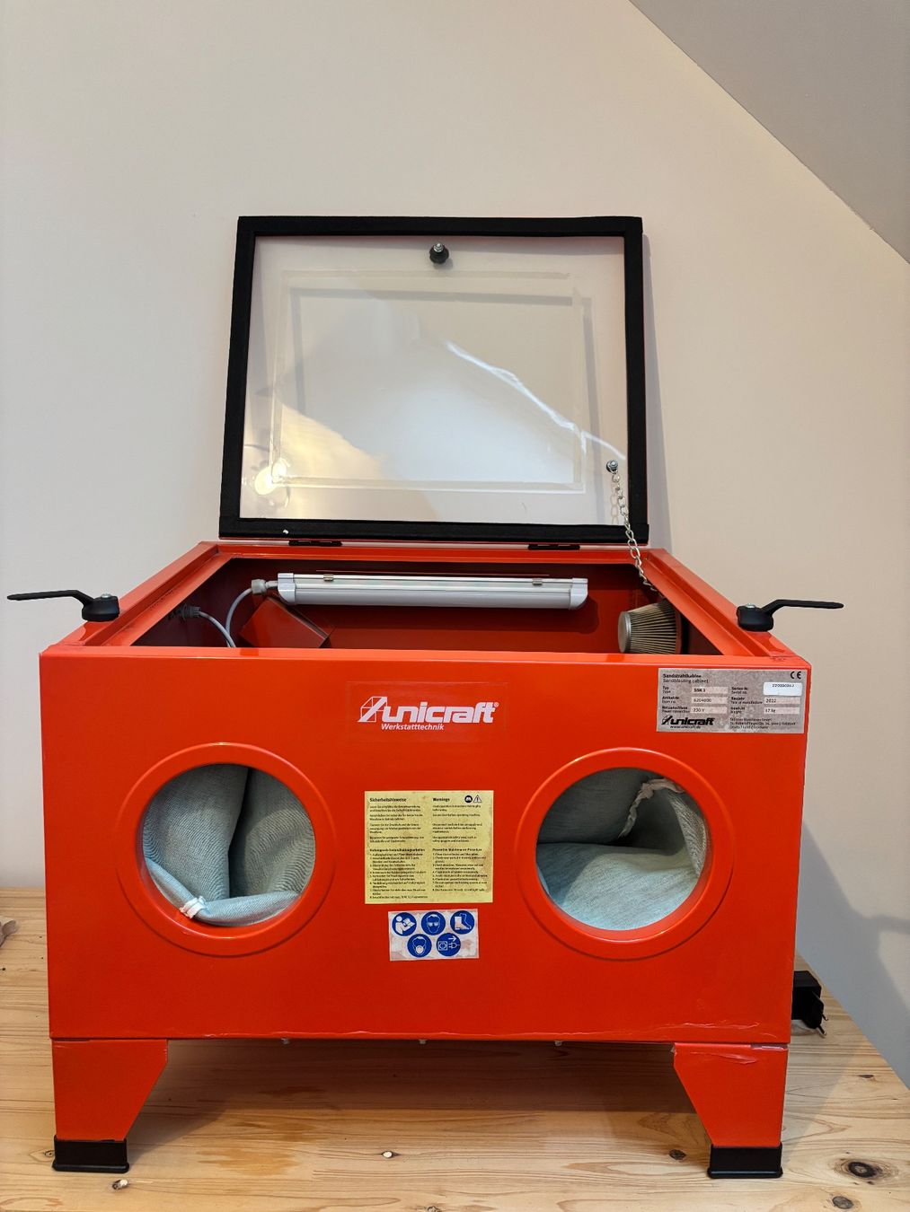 Tutte le macchine: Sandstrahlkabine SSK1 Unicraft – Usato da Lufingen venduto da Flobl 1