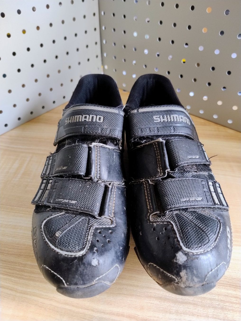 Herrenschuhe: Shimano MTB Schuhe M122 inkl. SPD Cleats – Gebraucht aus Beckenried von SCHEMA79 2