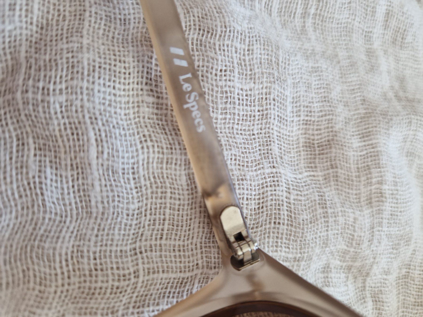 Lunettes & Verres: Lunettes soleil – D'occasion à Collombey par Preloveditems 3