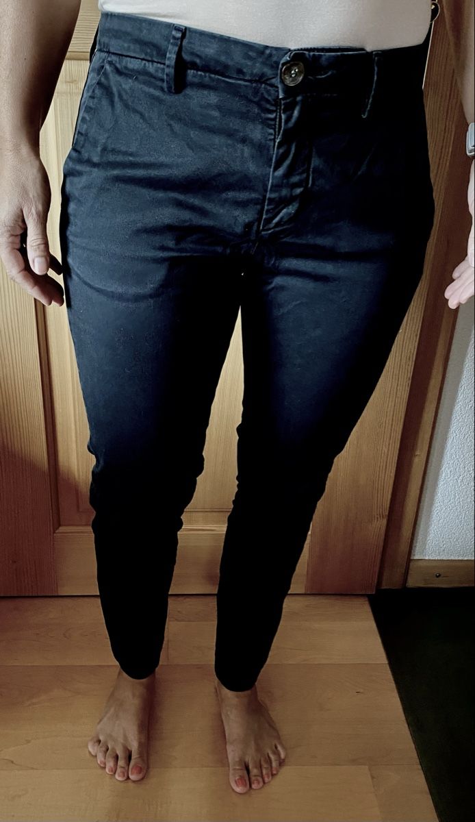 Pantalons: Hose schwarz AGLINI – D'occasion à Eglisau par Lara0 2