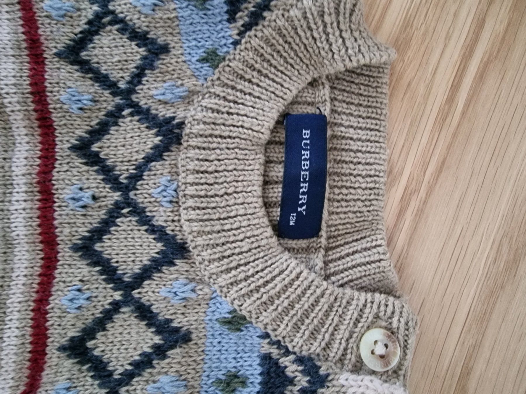 Burberry Pullover & Sweatshirts: Burberry Pulli 12 Mo (ungefähr 80) – Gebraucht aus Seftigen von G00 2