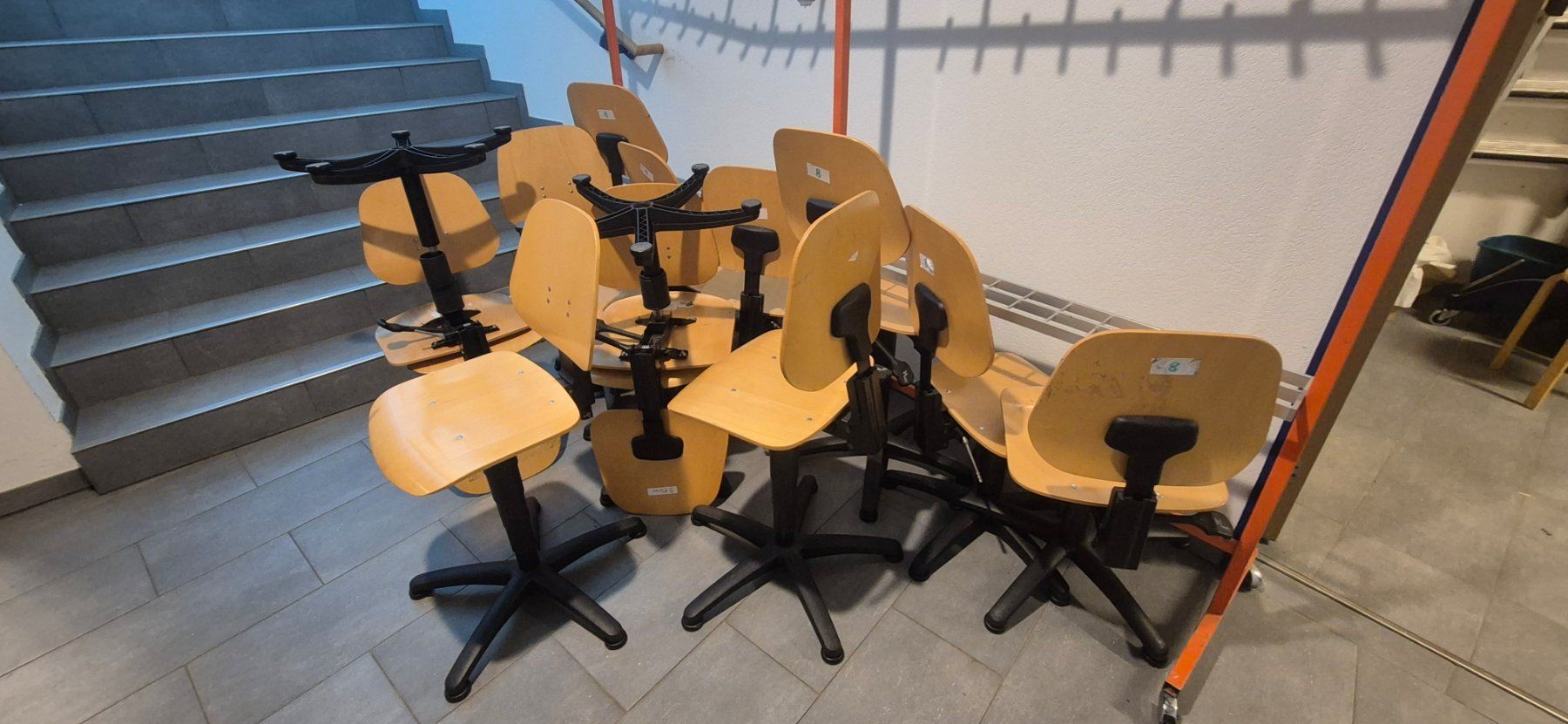 Sedie: Stühle drehbar/Bürostühle/ – Usato da Pratteln venduto da Rudinsteiner 1