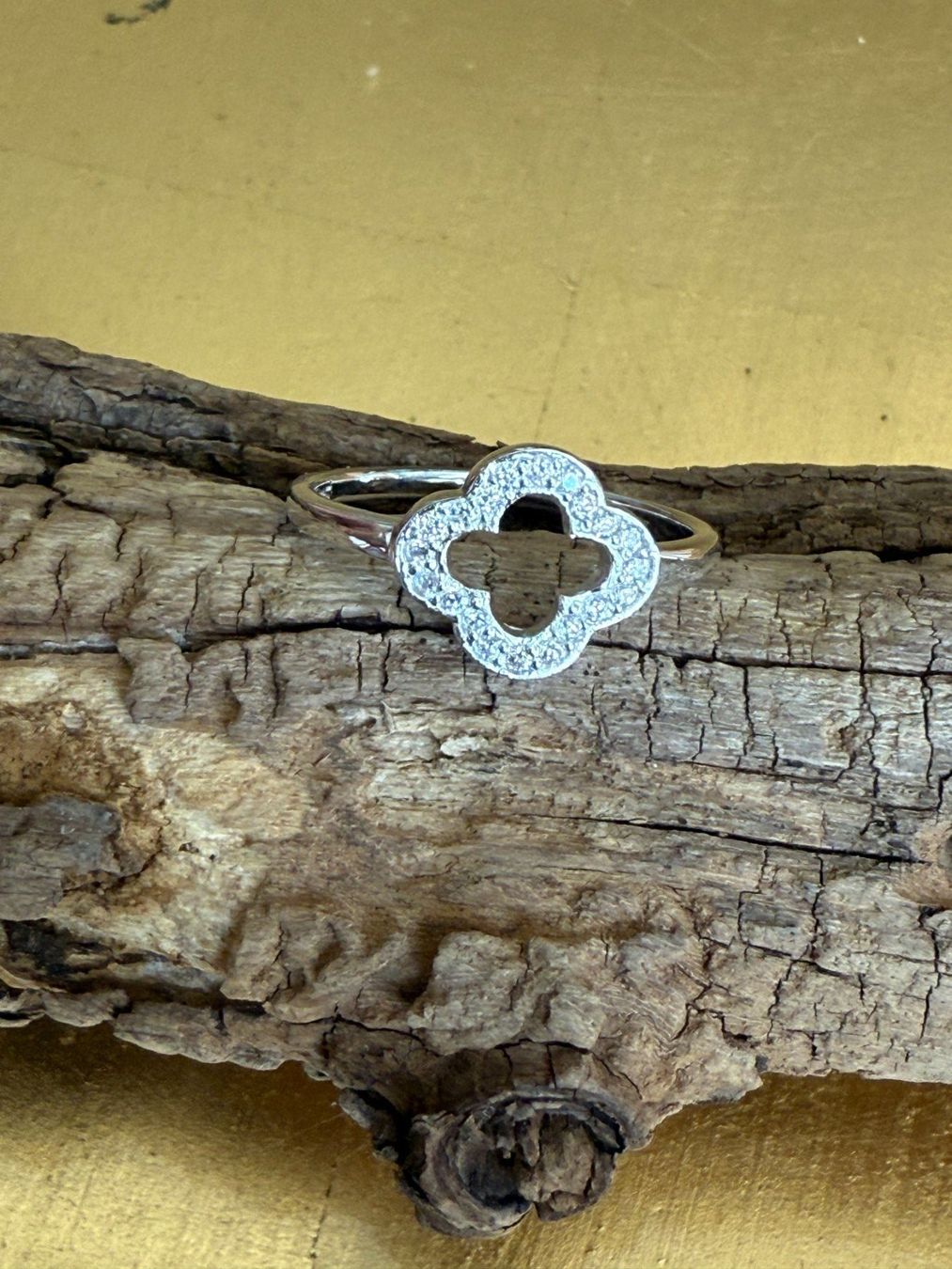 Ringe: Schöner  925 SilberRing mit Zirkonia – Neu (gemäss Beschreibung) aus Maienfeld von Cmicky 2